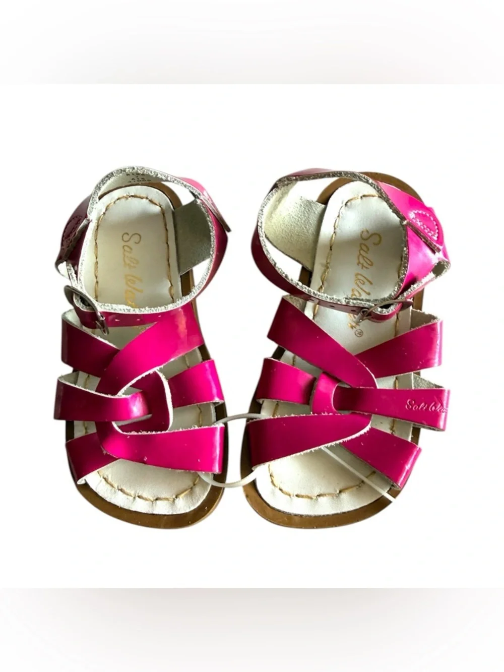FUCHSIA SHINY SALTWATER SANDAL. Size 7